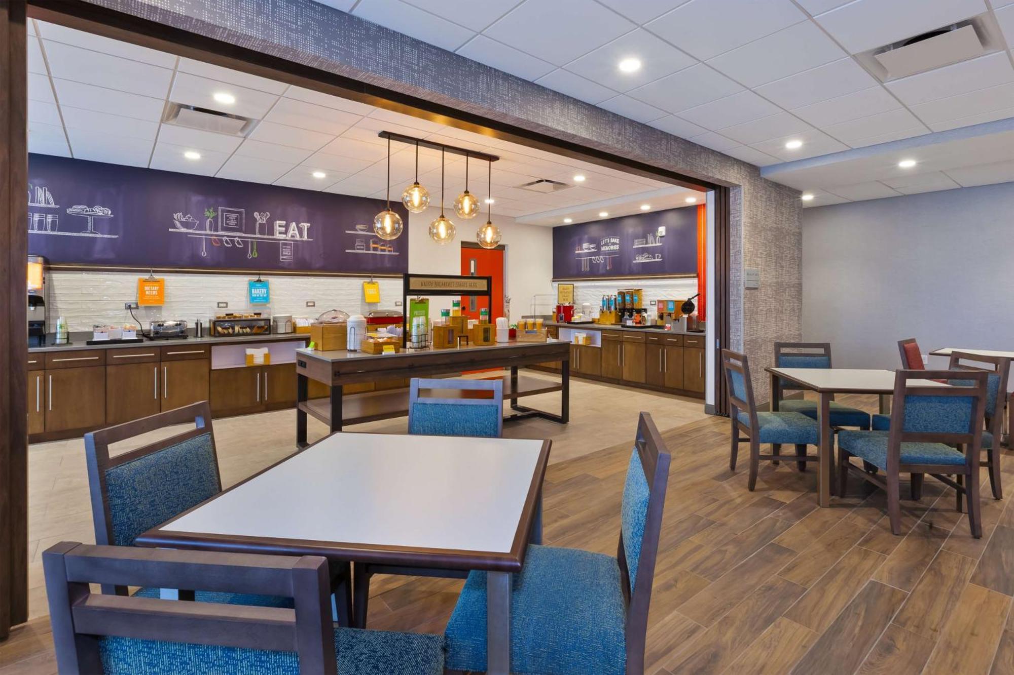 Hampton Inn Cape Cod Canal Bourne Buitenkant foto